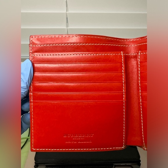 Burberry Blue Label red leather wallet - Picture 9 of 16